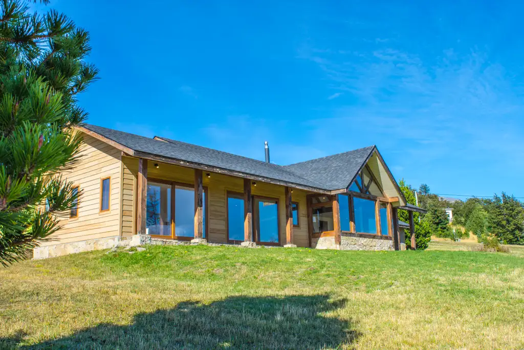 Casa comominio Las Lomas  - Casa en Coyhaique - foto 1